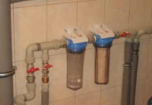 Установка проточного фильтра для воды в Кызыле
